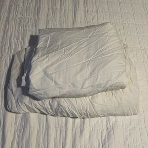 Calvin Klein sheet set for full